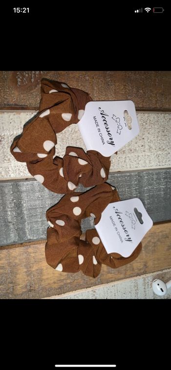 Chouchou a pois blanc