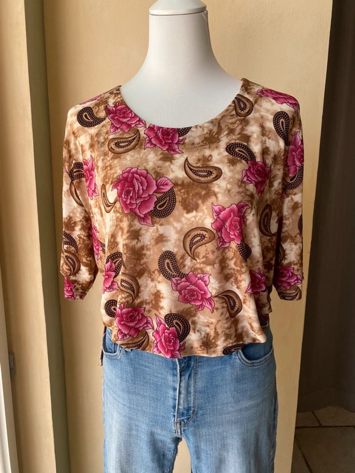 T-shirt à fleurs vintage 44/46 - photo numéro 2
