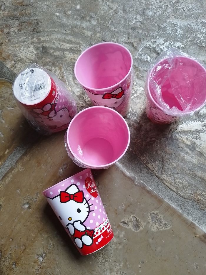 Lot de verres Hello Kitty