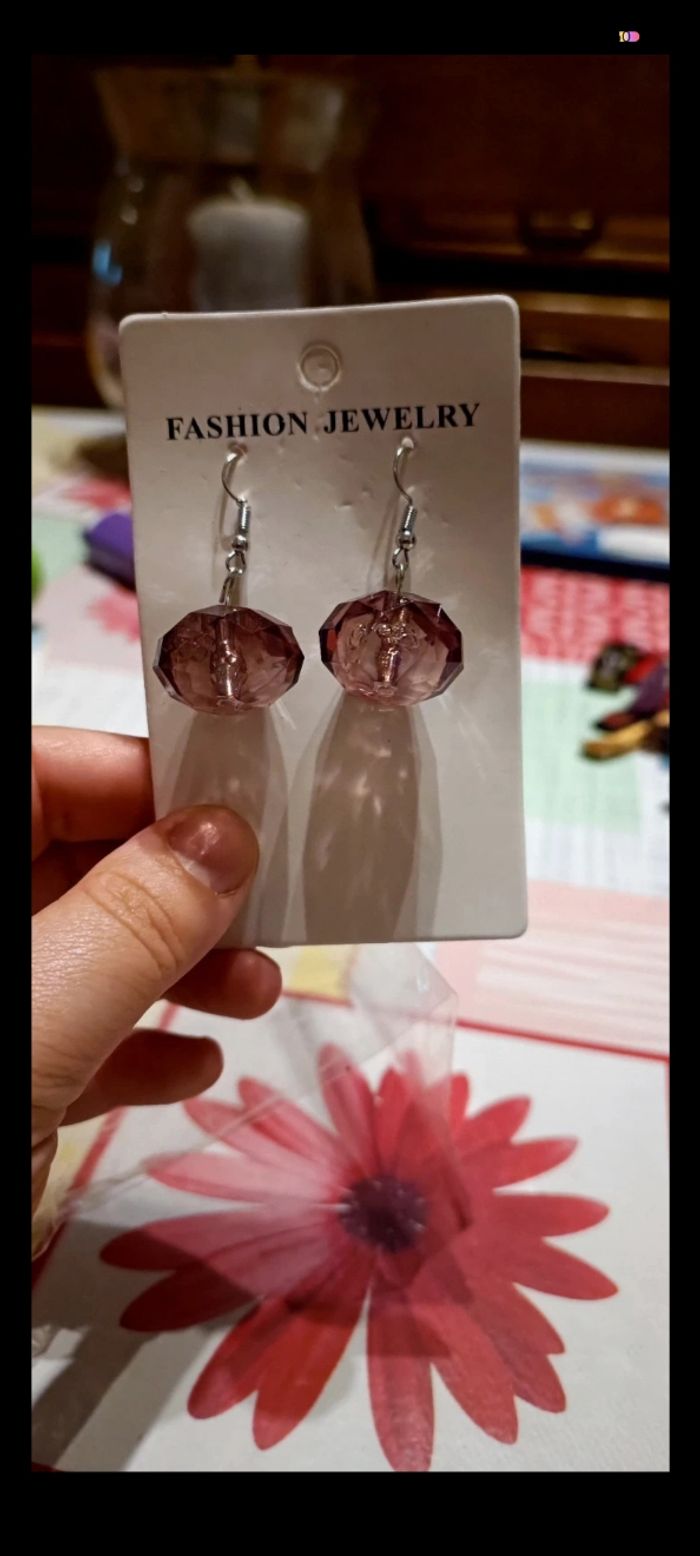 Boucle d'oreille brune - photo numéro 2