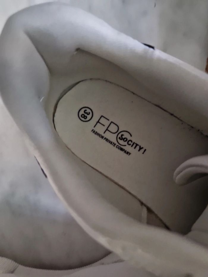 Baskets blanche 🤍 - photo numéro 10