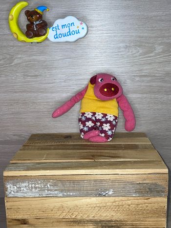 OCO01 doudou cochon 🐷 on chuchote à mon oreille