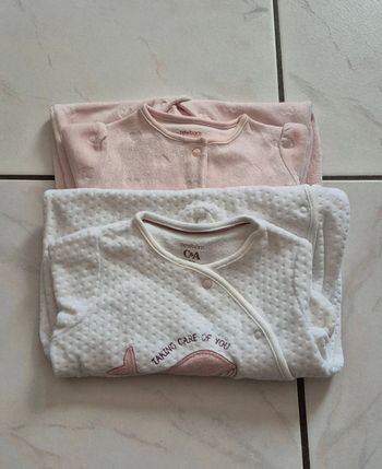 Lots 2 pyjamas bébé