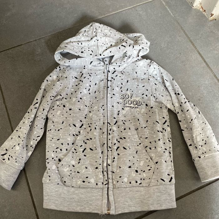 Veste à capuche 9 mois