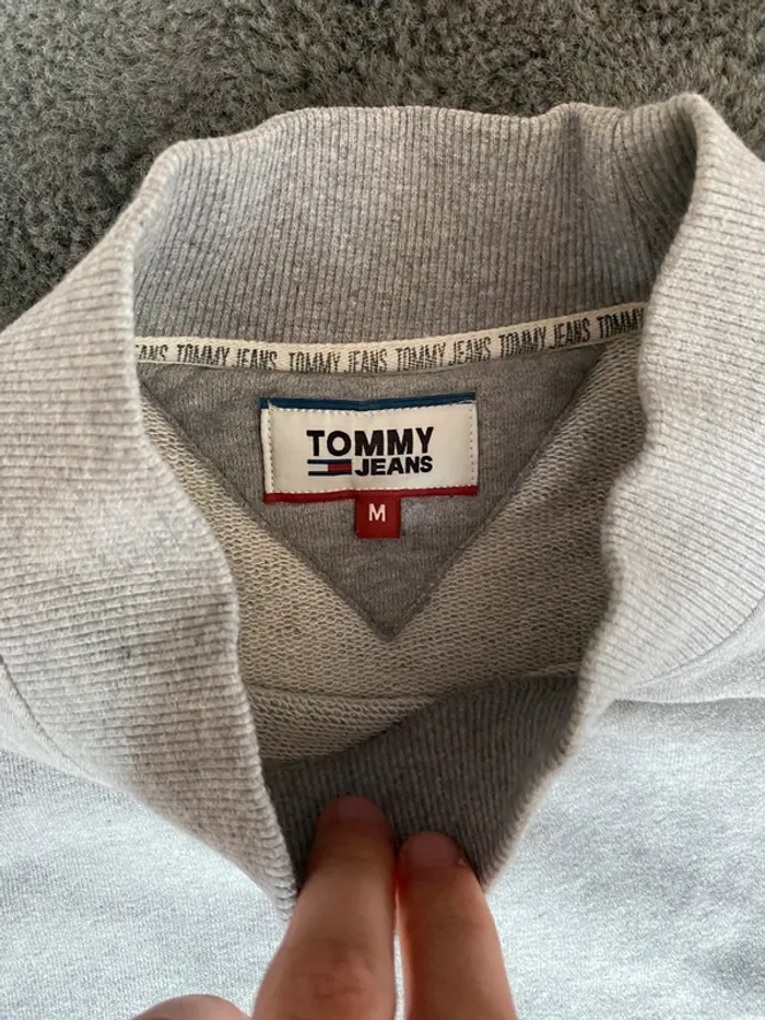 Sweat Tommy Hilfiger Taille M Style iconique & confort assuré - photo numéro 7