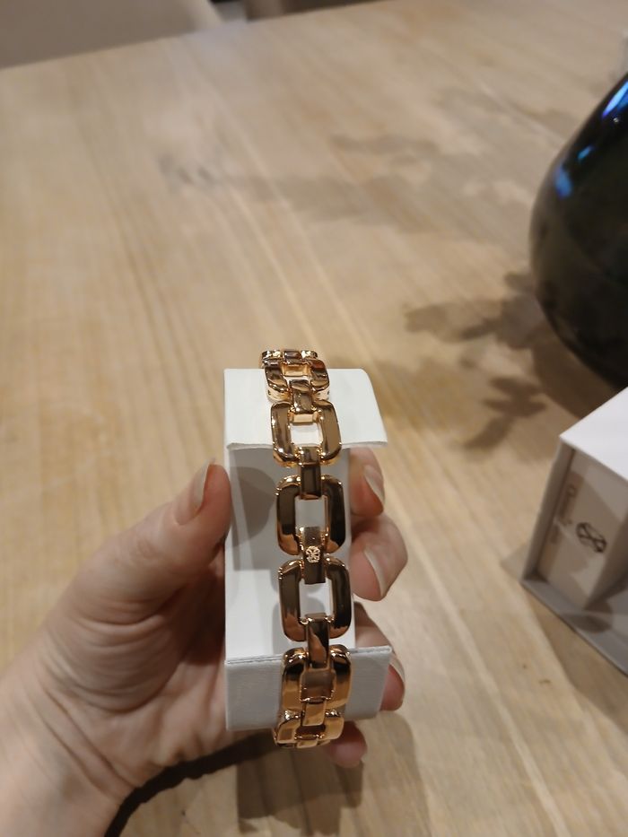 *Magnifique montre femme neuve Christian Lacroix * - photo numéro 3