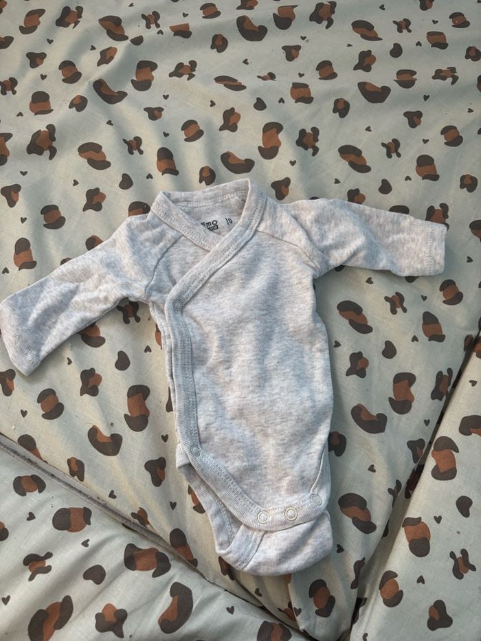 Lot bodies naissance - photo numéro 2