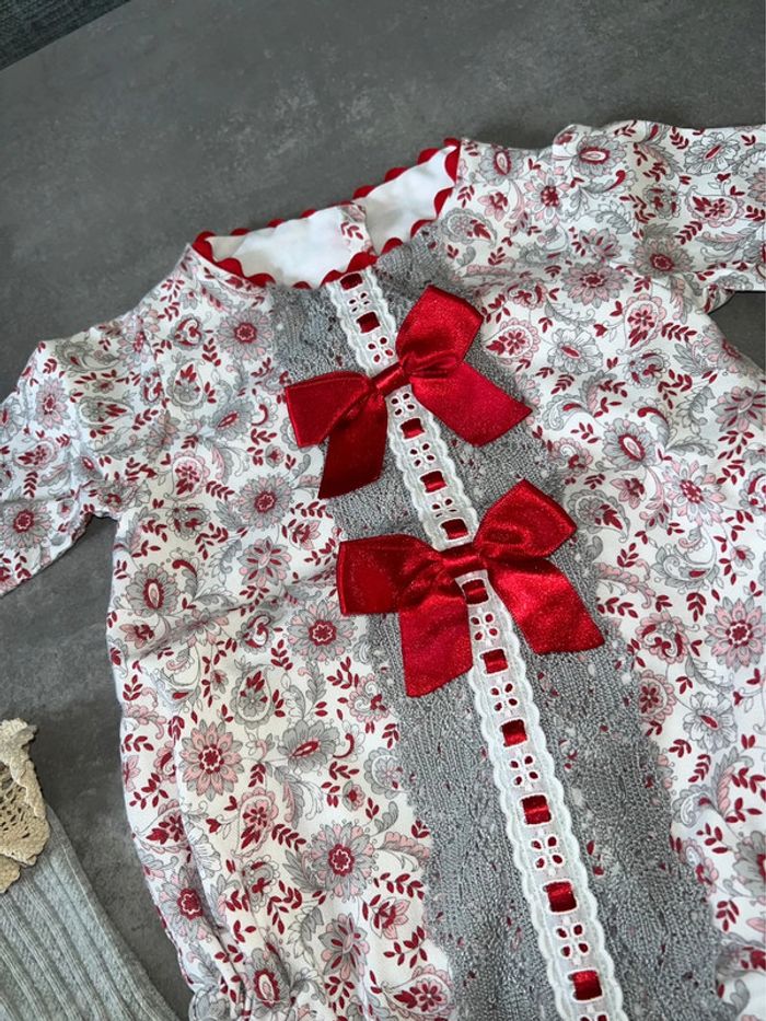 Ensemble 6 mois barboteuse chaussettes hautes 6 mois marque espagnole - photo numéro 3