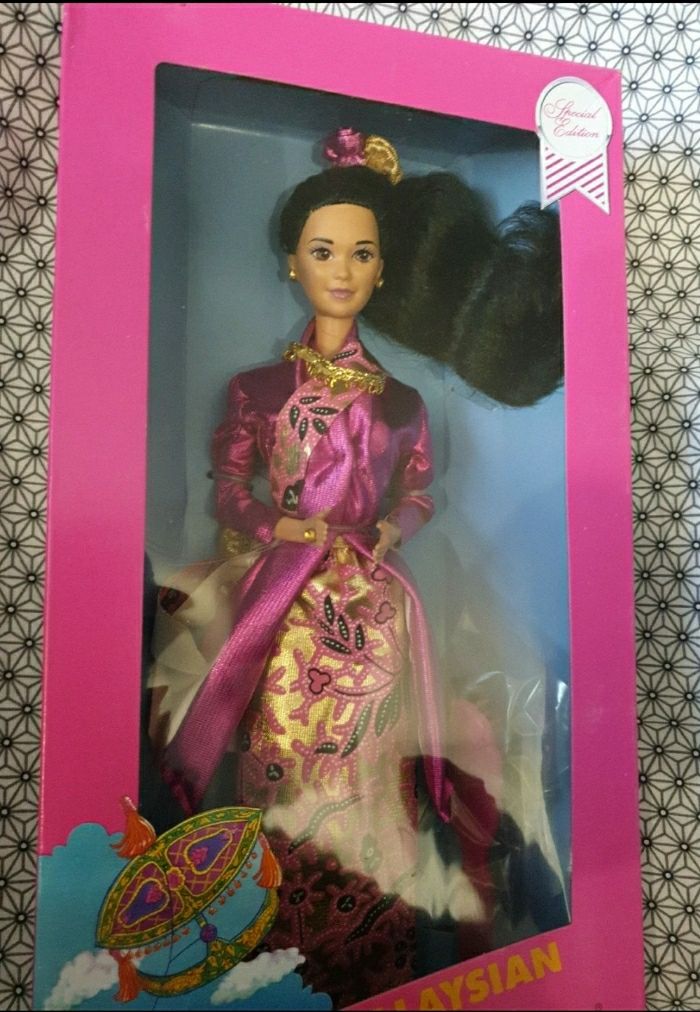 Malaysian Barbie - photo numéro 5