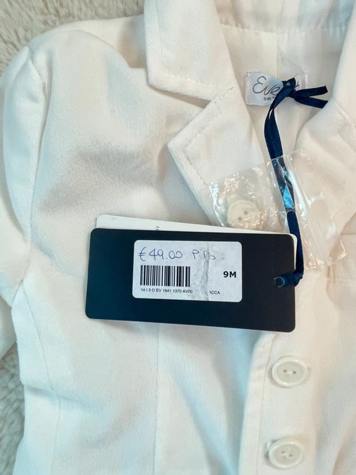 Veste de cérémonie blanche bébé 9 mois - photo numéro 2