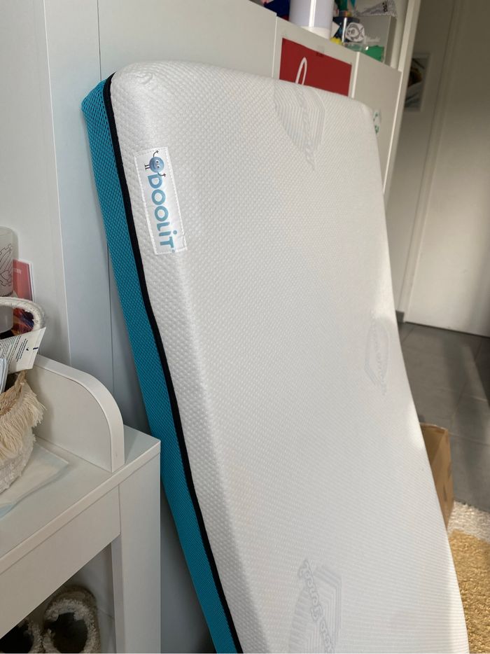 Lit à barreaux blanc 70X140 + matelas DOOLIT + accessoires - photo numéro 6