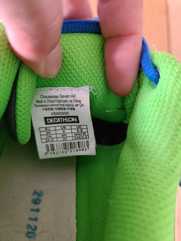 Chaussures kipsta décathlon taille 39 neuves - photo numéro 4