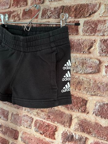 Short Adidas 7ans