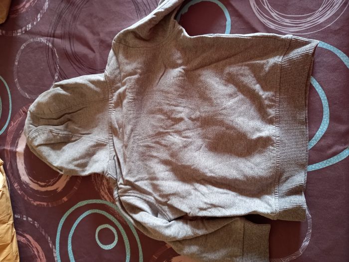 Sweat - photo numéro 3