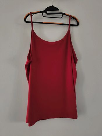 Débardeur rouge taille 5