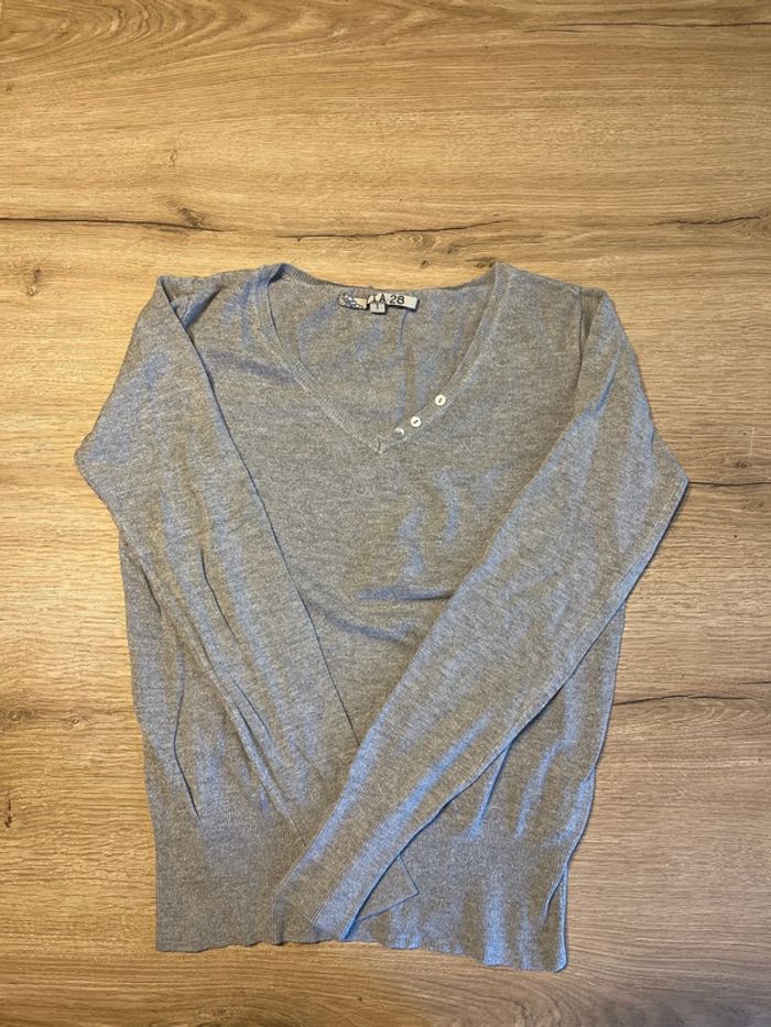 Pull fin, pull col V, femme taille S - photo numéro 2