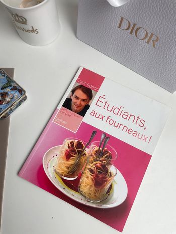 Livre cuisine Cyril lignac - étudiants aux fourneaux