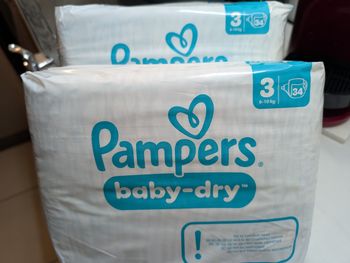 Pampers Baby dry 68 couches
