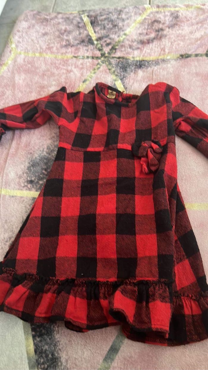 Lot vêtements fille 8 ans - photo numéro 9