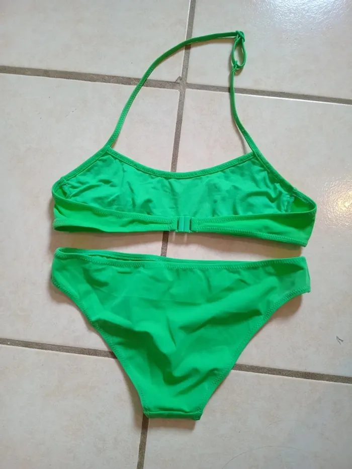 Maillot de bain 2 pièces vert 8/10 ans - photo numéro 2