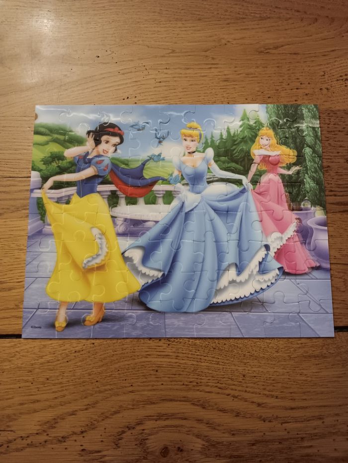 Puzzle et dominos Disney - photo numéro 2