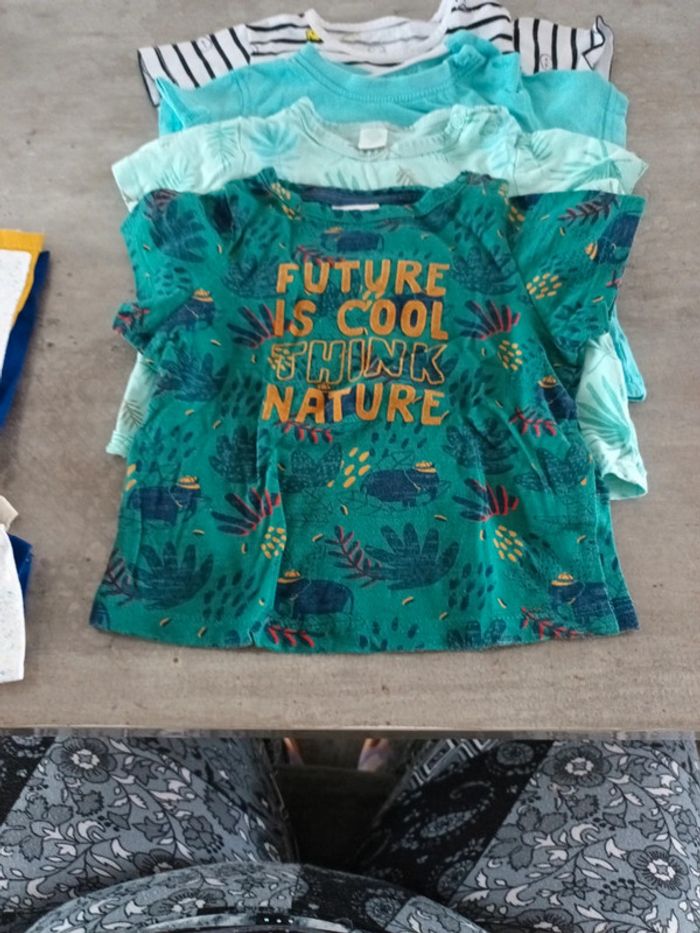 Lot tshirt 9mois - photo numéro 8
