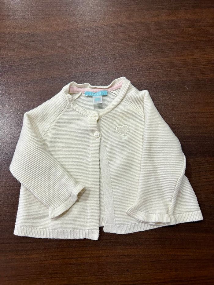 Gilet bébé fille blanc obaibi 6 mois - photo numéro 2