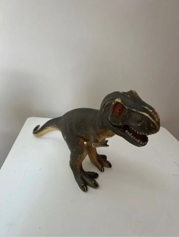 Figurine dinosaure T-Rex réaliste 🦖
