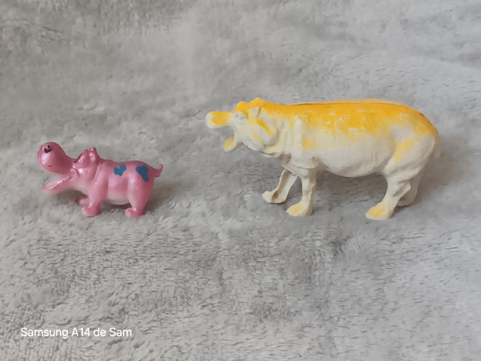 Lot de 2 figurines animaux hippopotames - photo numéro 3