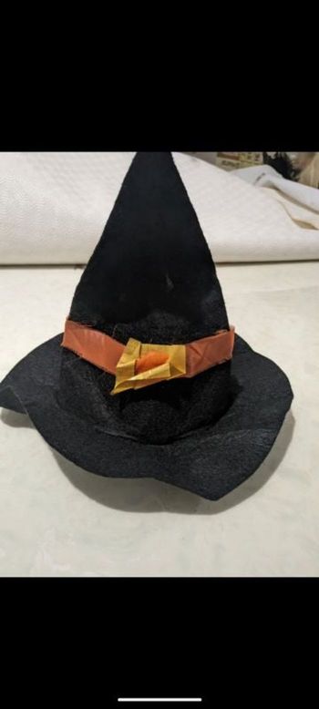 Chapeau halloween sorcière. Noir et orange.