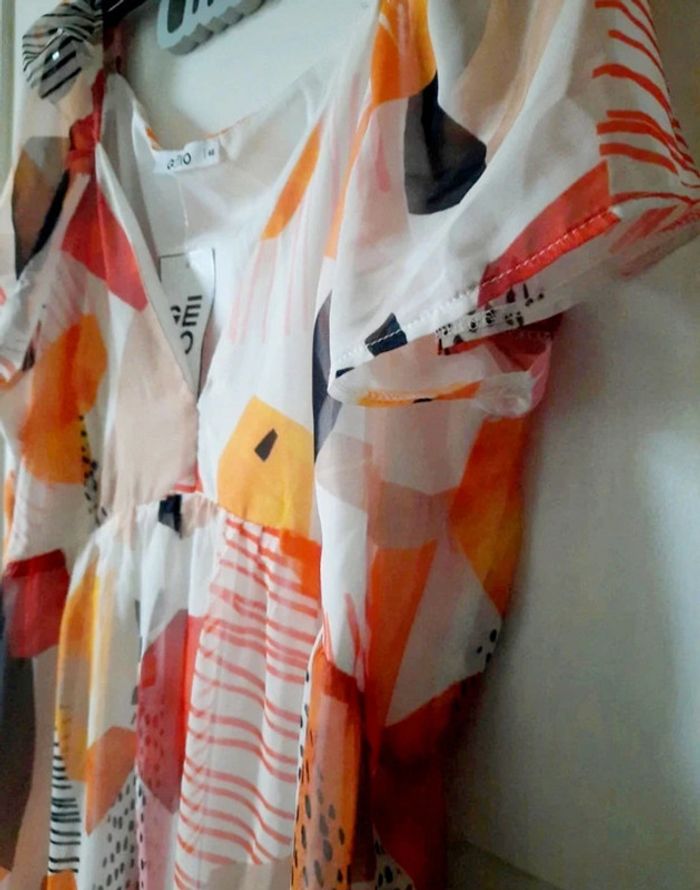 Robe neuve ( bien lire l'annonce svp) - photo numéro 7