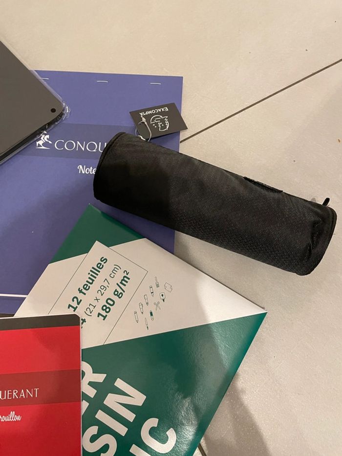 Lot neuf de fournitures scolaires - photo numéro 2