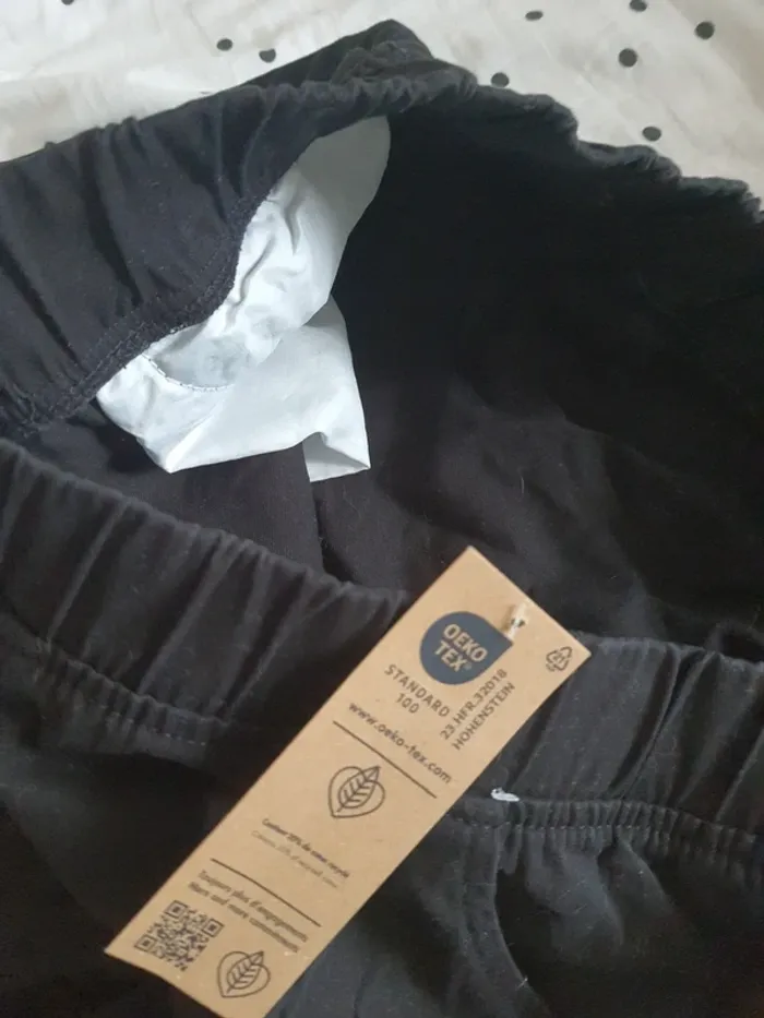 Short noir 44 neuf - photo numéro 4