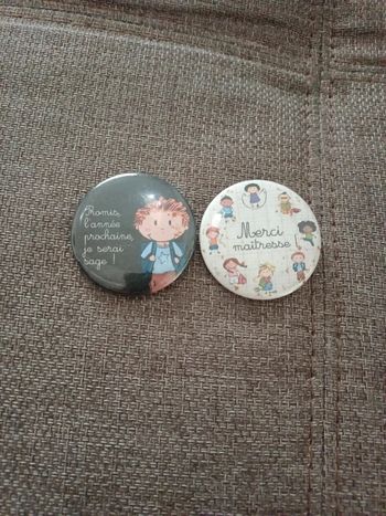 Badge cadeau maîtresse