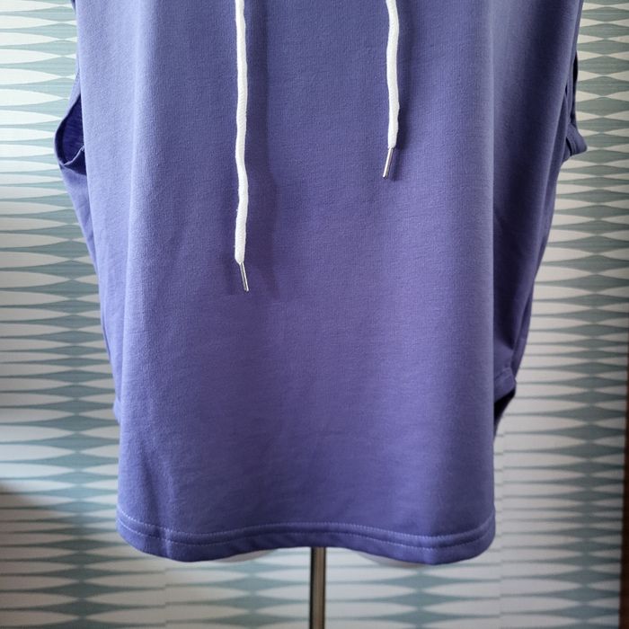 Tee-shirt sans manche et à capuche violet taille XL Shein en excellent état - photo numéro 4