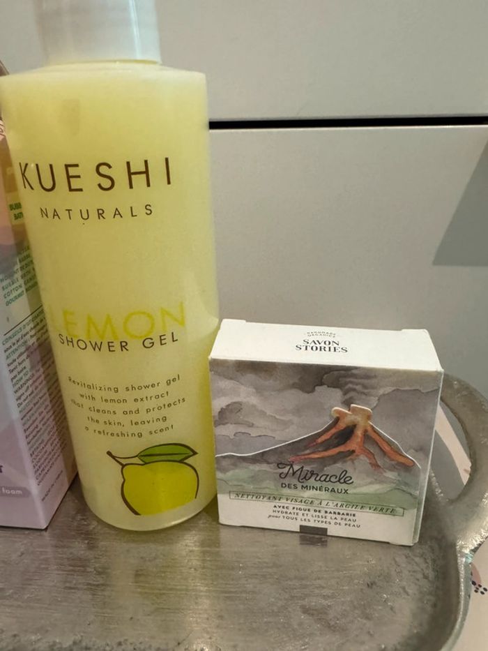 Lot produits beauté - photo numéro 3