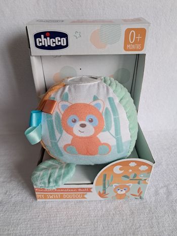 Balle d'éveil chicco taille +0mois 