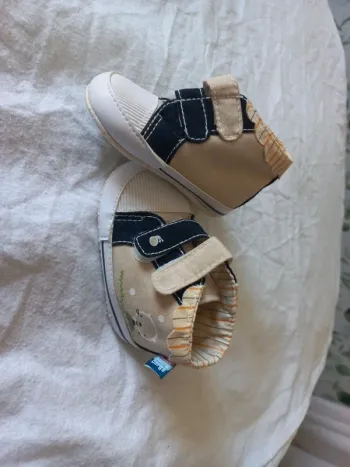 Petit chausson bébé sucre d´orge 18/19