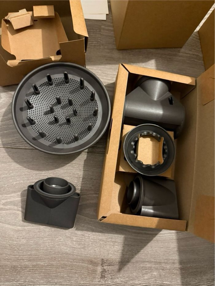 sèche-cheveux Dyson Supersonic - Neuf - photo numéro 7