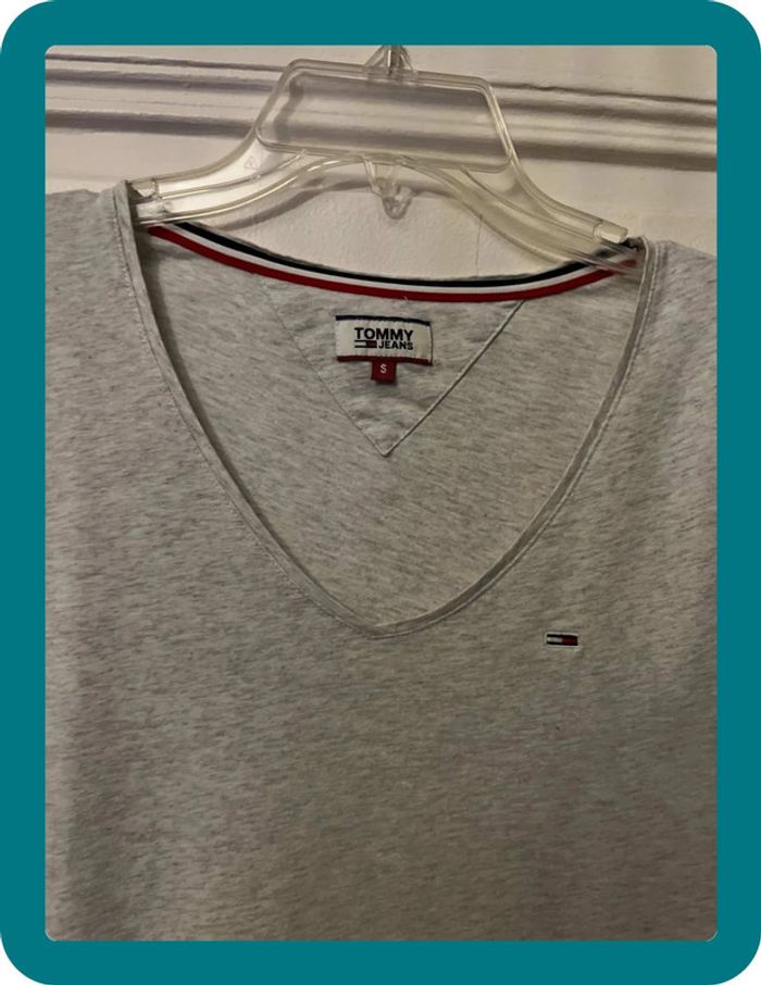 T-shirt manches longues col V généreux S -Tommy Hilfiger - photo numéro 3