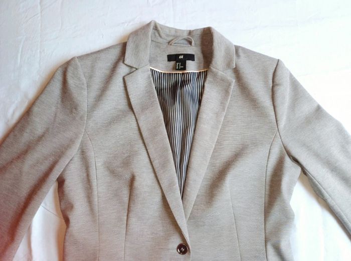 Veste H&M taille 42 très bon état - photo numéro 3