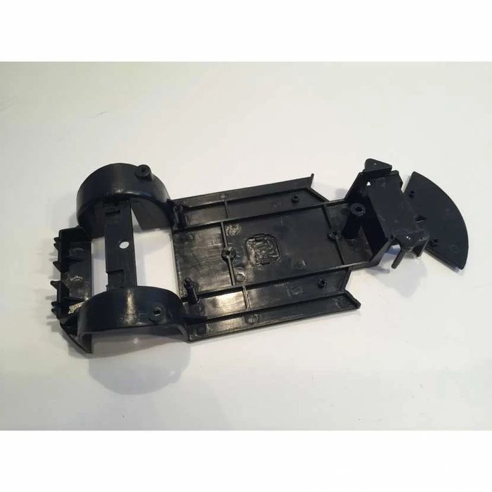 Châssis inférieur pièce détachée miniature Porsche Boxster 1/18 Maisto #A22