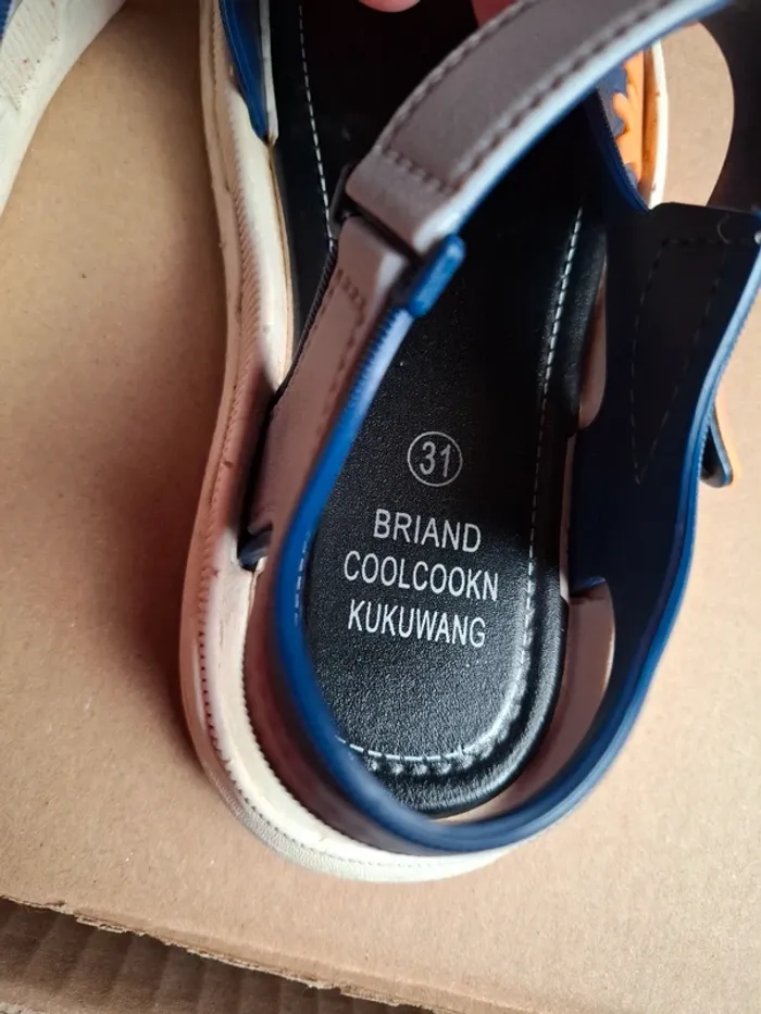 Magnifique petite sandalette été enfant pointure 31 - photo numéro 2