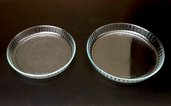 Années 1970  2 Moules à tarte Pyrex France