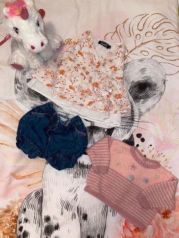 Ensemble haut, short et petit gilet, taille 6 mois, marque Obaïbi.