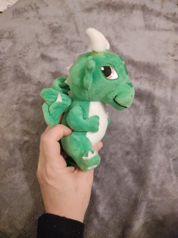 Peluche dragon