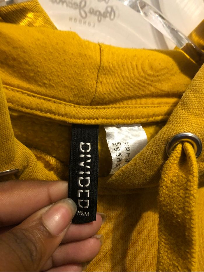 Pull à capuche H&Ma - photo numéro 3