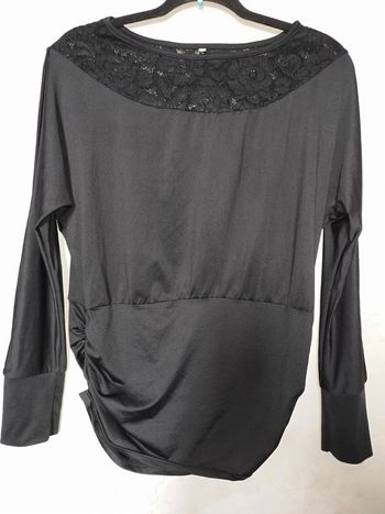 Top manches longues col dentelle