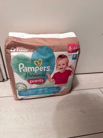 Couches Pampers pants harmonie T5