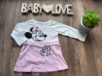 - Robe - 6 mois - Très bon état